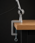 Preview: Arbeitsleuchte (Werkleuchte) 110 cm silber geschirmt CH Stecker mit Tisch-Klemmfuss