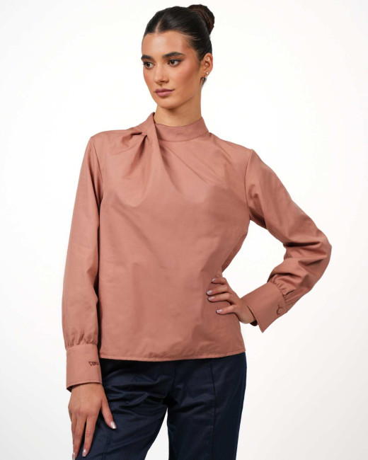 Bluse mit Kragendetail VIP – Stil trifft Schutz - Mocca Mousse
