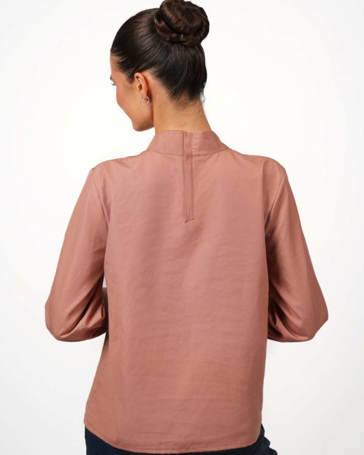 Preview: Bluse mit Kragendetail VIP – Stil trifft Schutz - Mocca Mousse