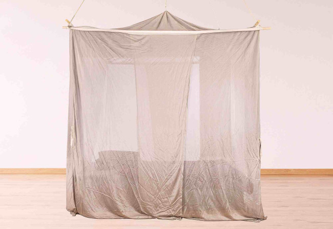 Wavesafe, 5G, radiation protection, canopy 160x210cm WAVESAFE silver net incl. suspension device 1GHz 48dB, 3.5GHz 45dB