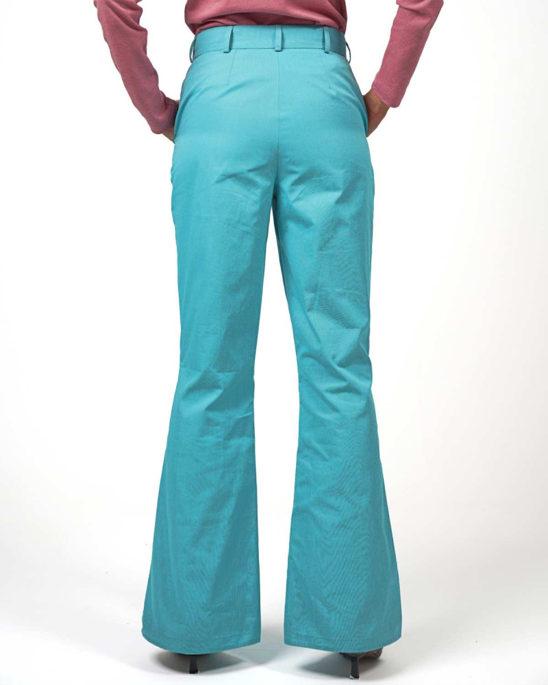 Flared-Cut-Hose VIP – Stilvoll geschützt im Alltag - Türkis