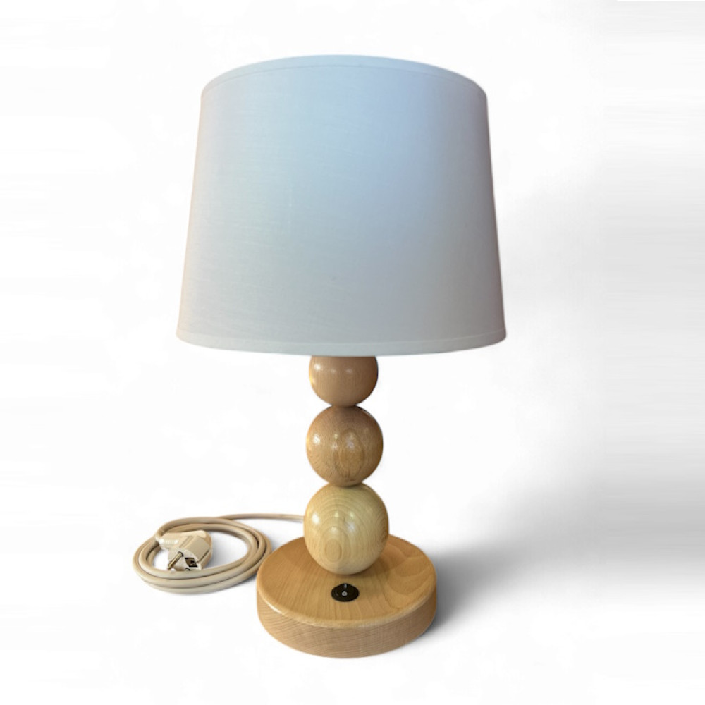 Lampe de table à abat-jour en bois de hêtre avec prise CH, hauteur 42 cm